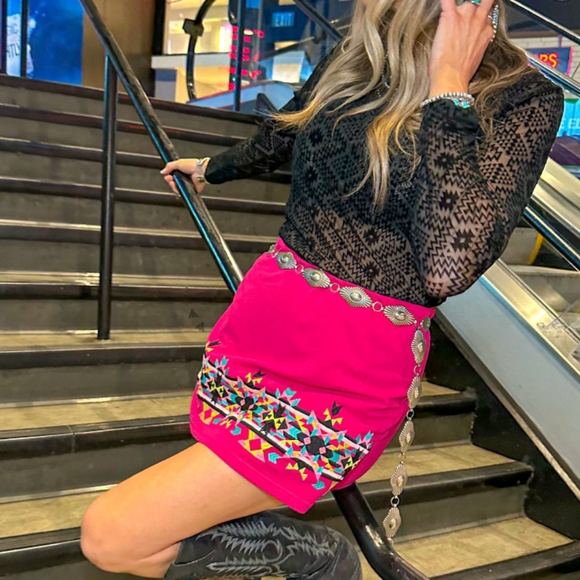 Call The Shots Mesh Top - Picture 2 of 2